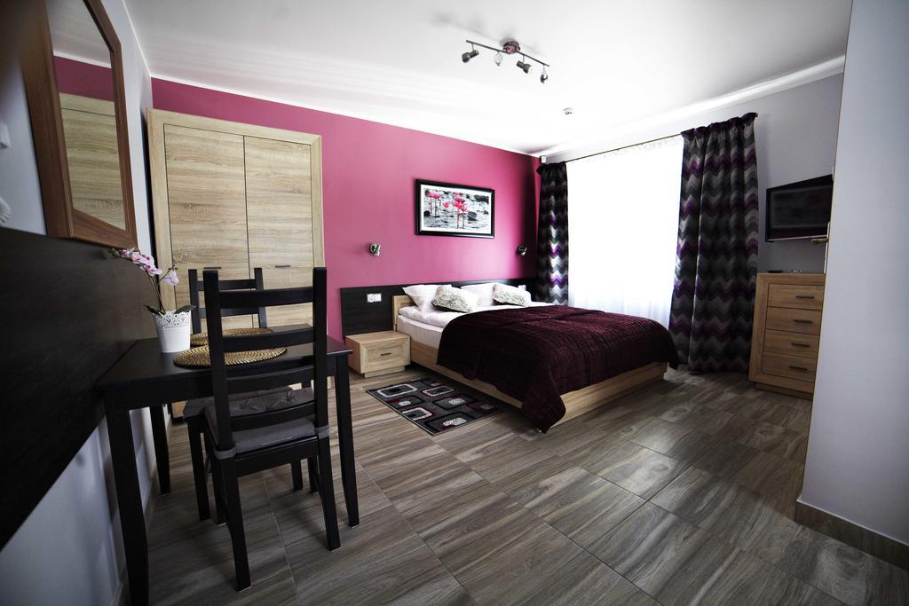 Comfort-24 Słupca Eksteriør billede